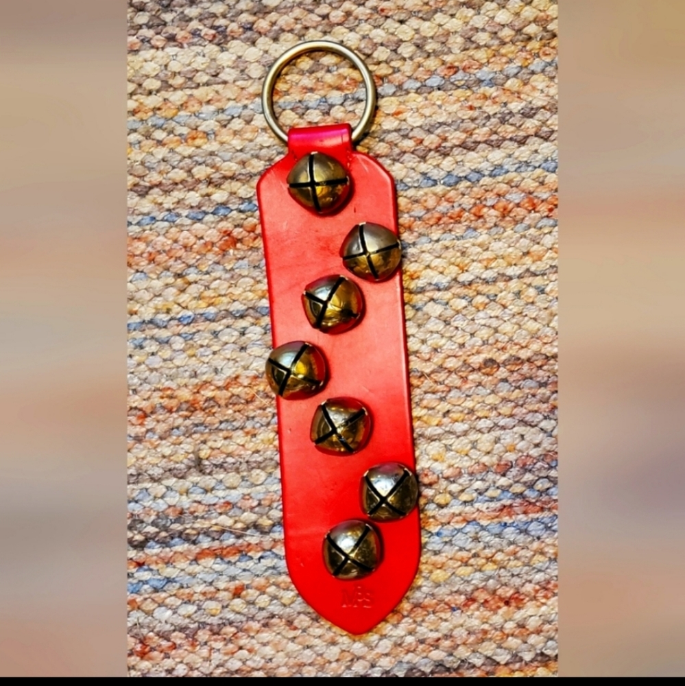 Vintage MBS Sleigh Bells Red Leather Brass Christmas Holiday Door Decoration - Picture 7 of 7
